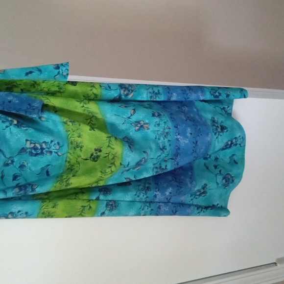 Beautiful Sleeveless Sag Harbor ⚓ Dress - Picture 4 of 8